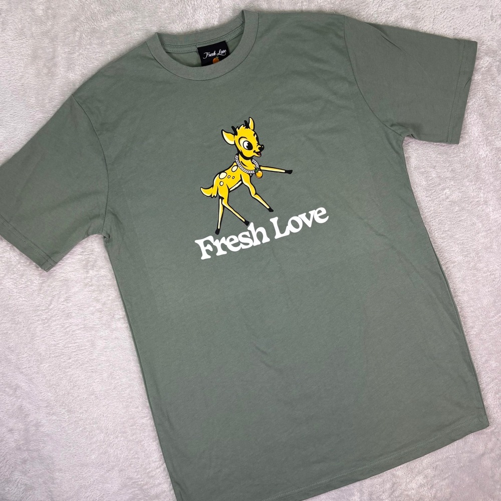 Fresh Love Men's Graphic T-Shirt Sz M Green‎ Cartoon Deer Print Streetwear Tee